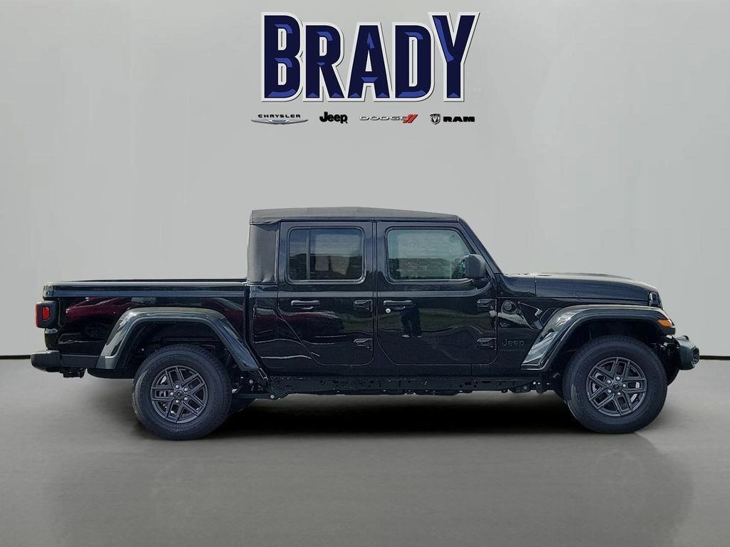 New 2025 Black Clear-Coat Exterior Paint Jeep Sport S image 2
