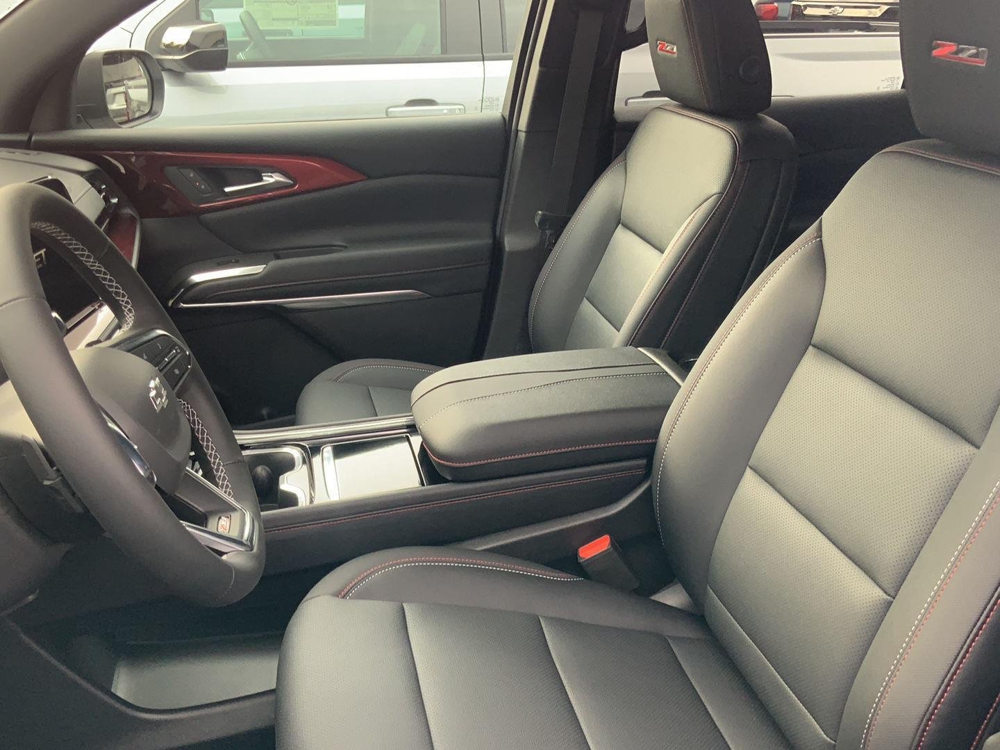 2026 Chevrolet Traverse Z71 - Photo 10