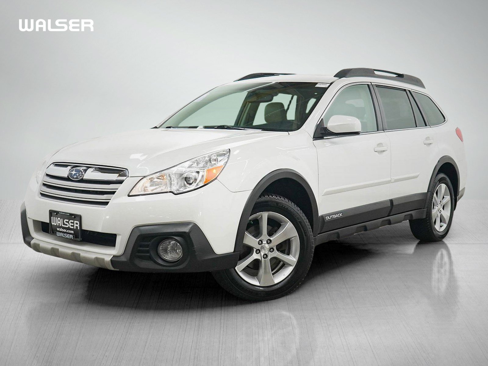 Used 2014 Satin White Pearl Subaru 2.5i image 1
