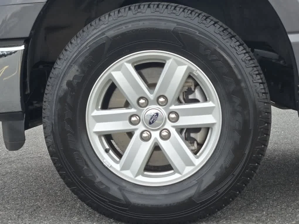 Certified Used 2023 Carbonized Gray Ford XLT image 6