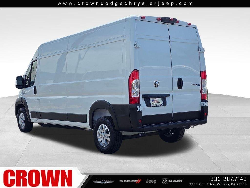 New 2025 Bright White Clear-Coat Exterior Paint RAM Tradesman image 5