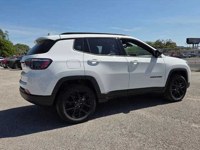 New 2026 Bright White Clear-Coat Exterior Paint Jeep Latitude image 7