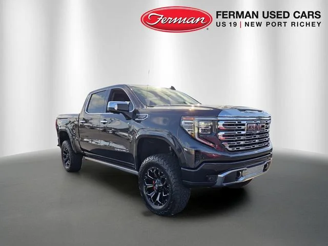 Used 2022 Silver GMC Denali image 1