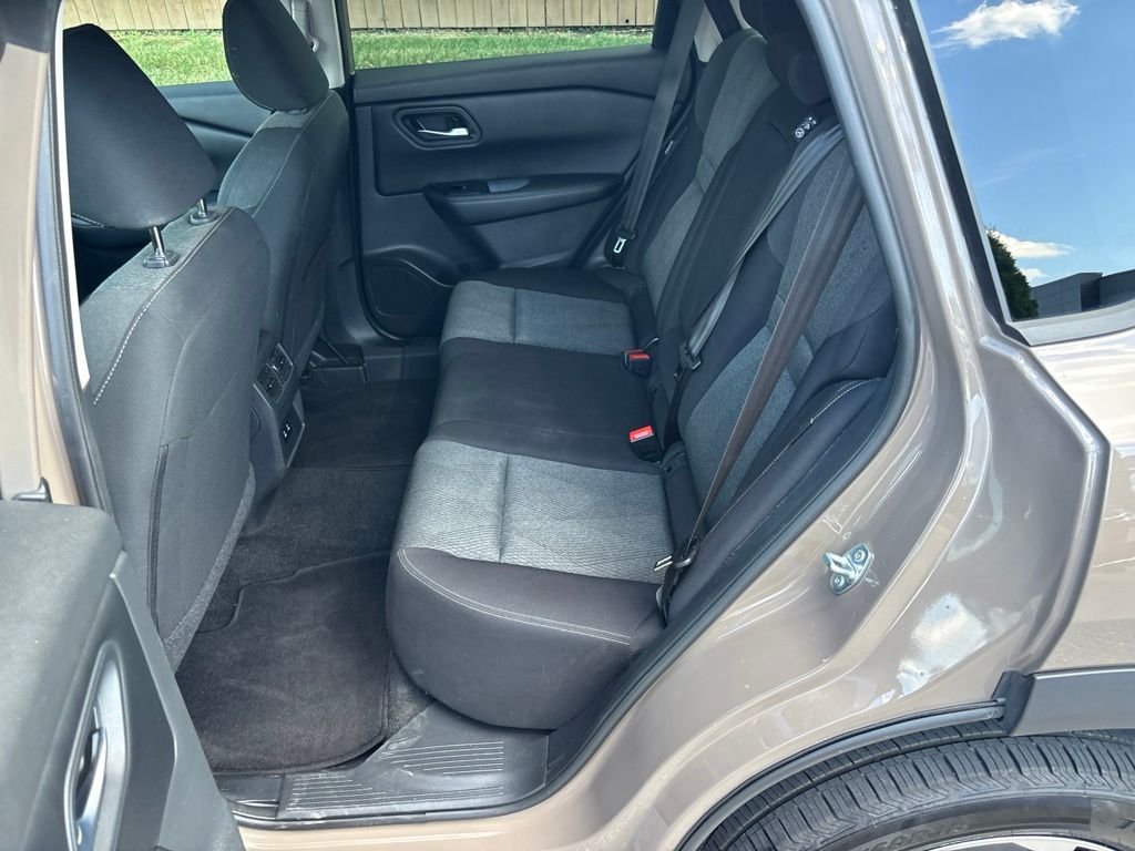 Certified Used 2025 Beige/tan Nissan SV image 10