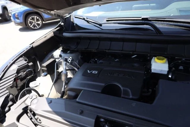 Used 2023 Gray Nissan Platinum image 44