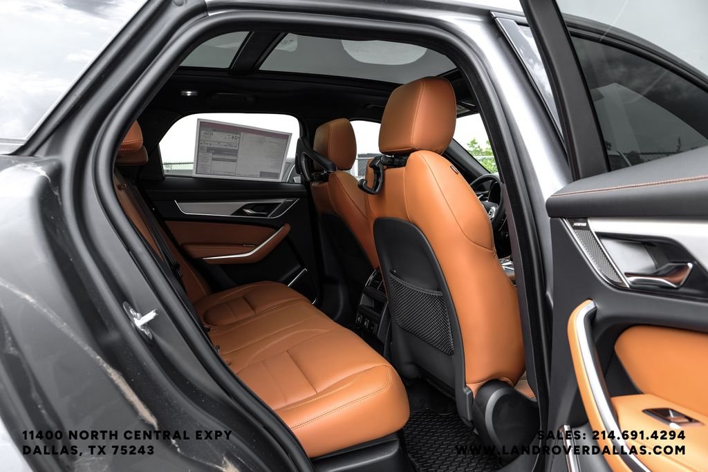 2026 Jaguar F-Pace R-Dynamic S - Photo 39