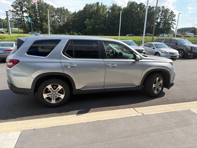 Certified Used 2024 Lunar Silver Metallic Honda AWD EX-L image 6