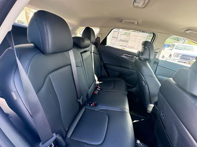 Used 2026 Glacial White Pearl Kia EX image 26