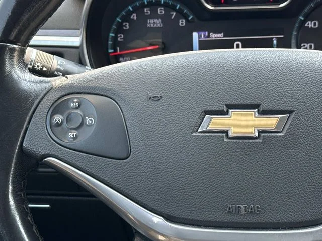 Used 2019 White Chevrolet LT image 21