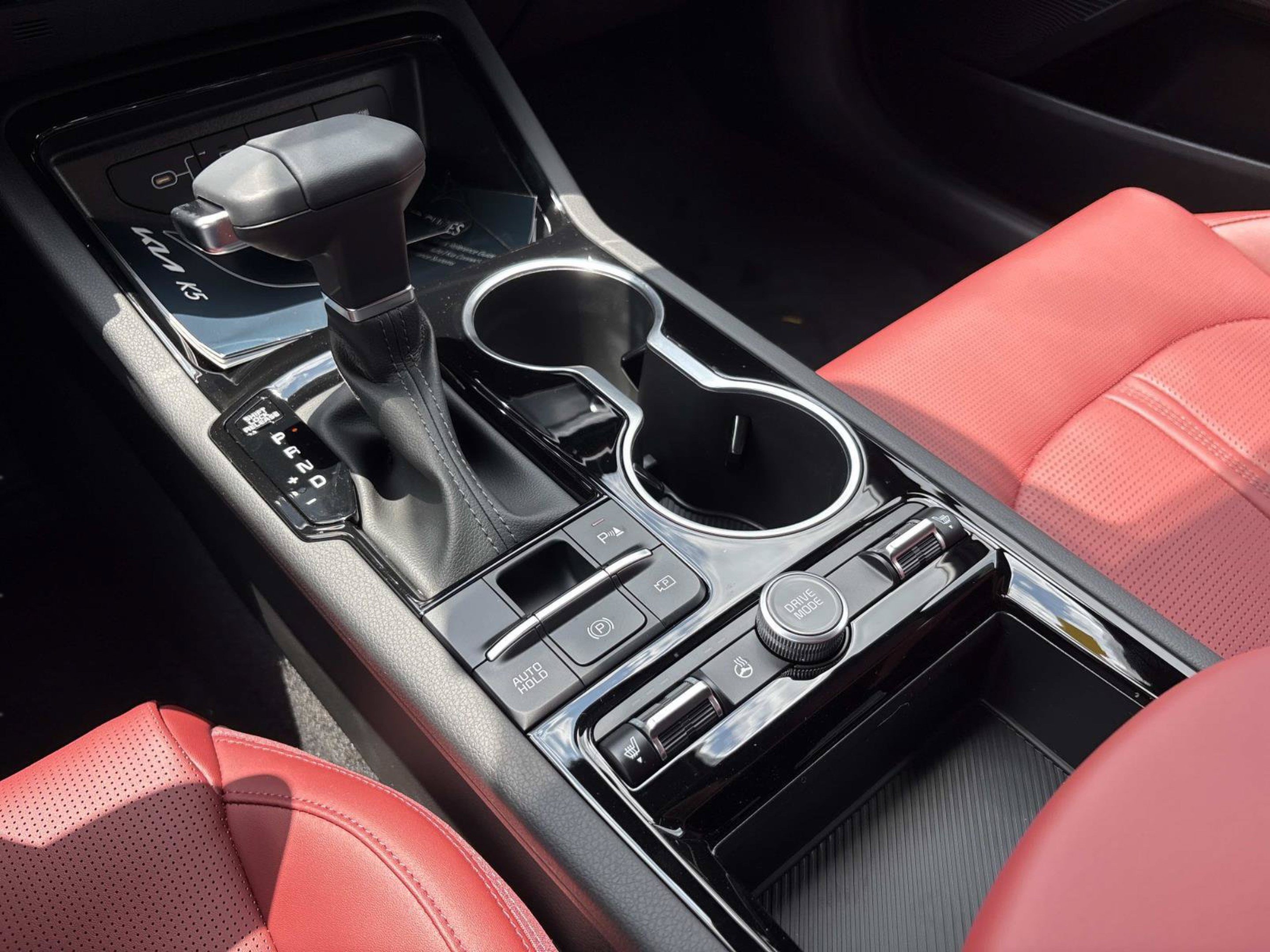 New 2026 Wolf Gray Kia GT-Line AWD image 31