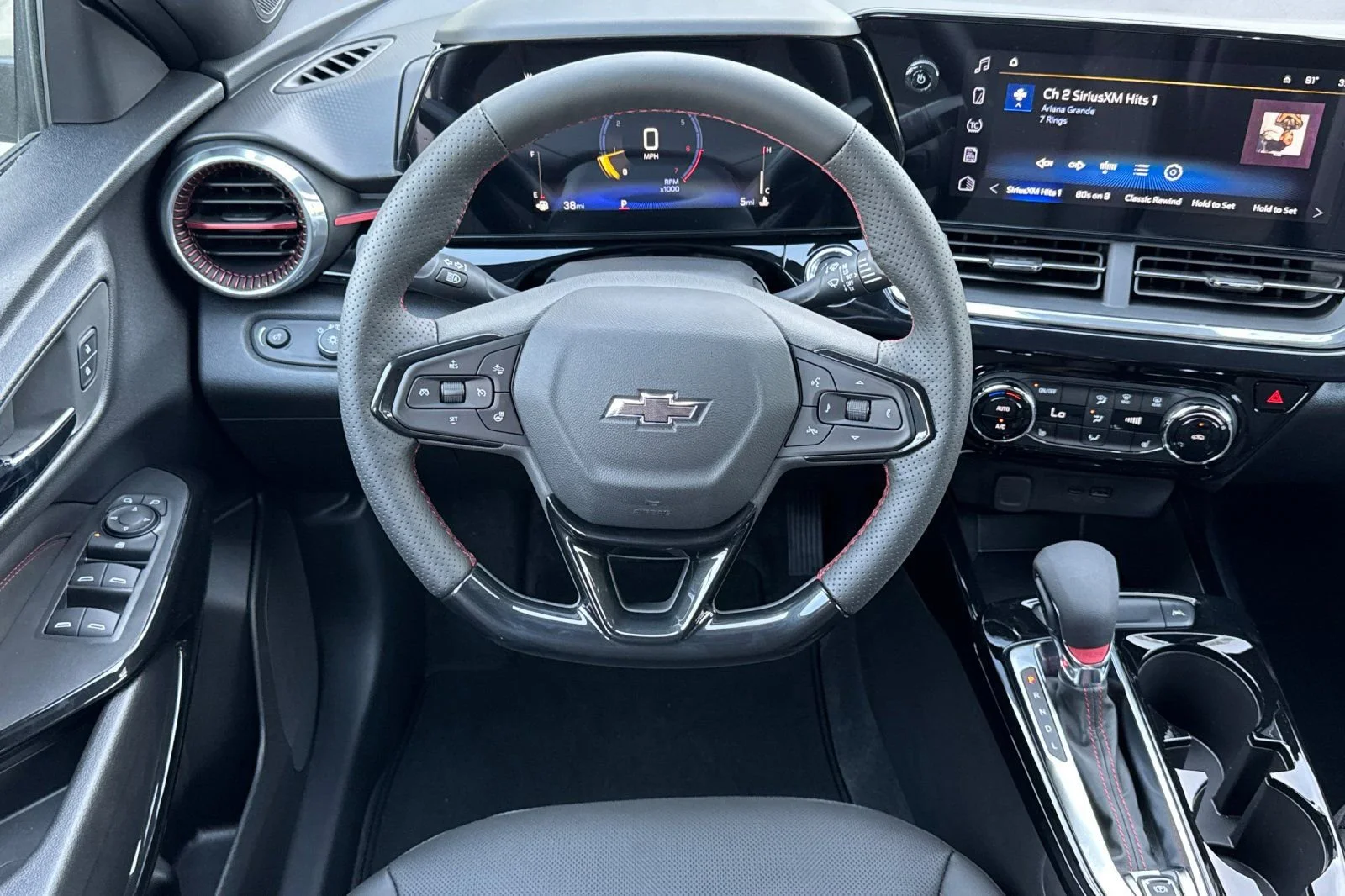 2026 Chevrolet Trax RS - Photo 13