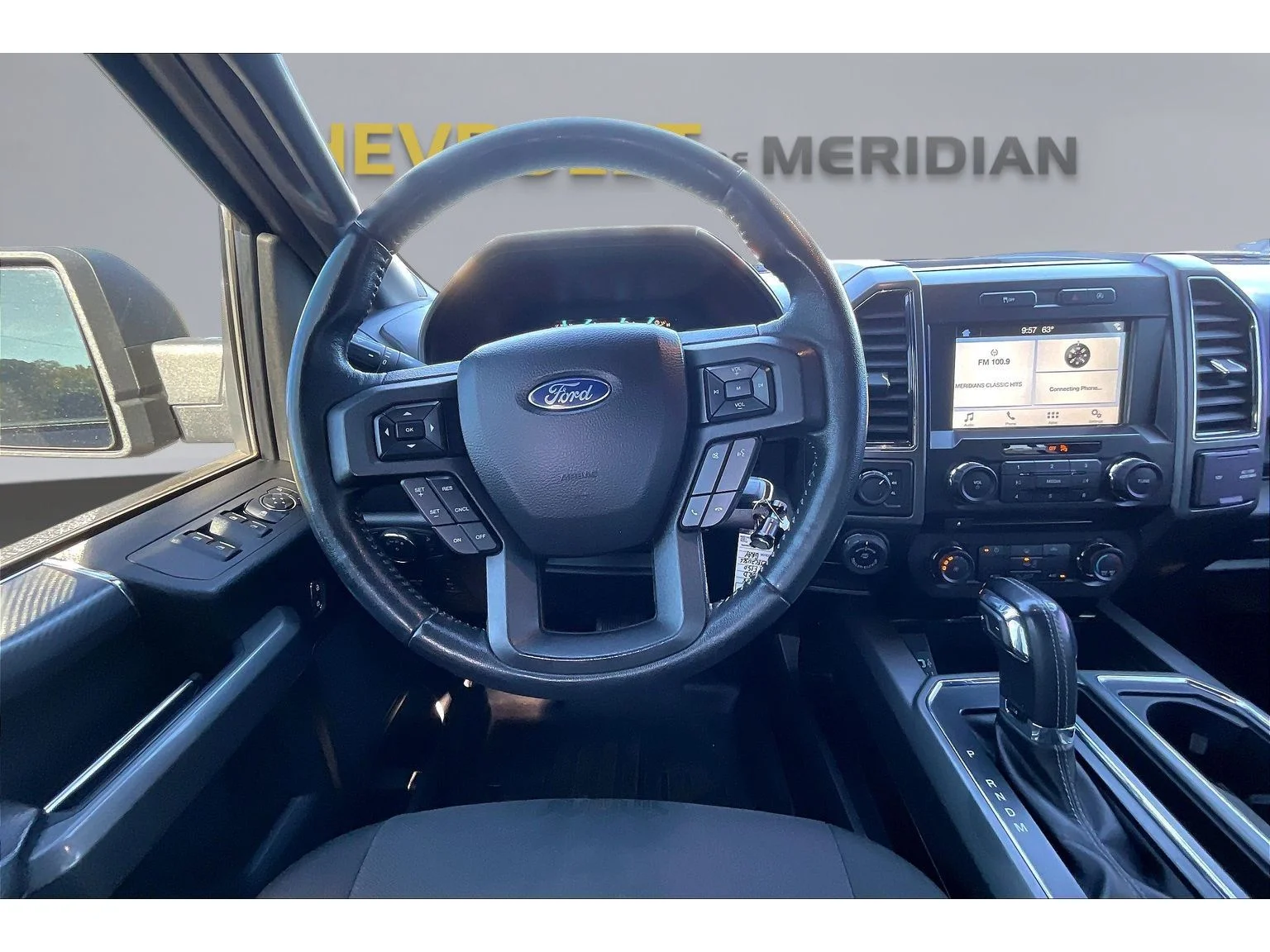Used 2018 Gray Ford XL image 5