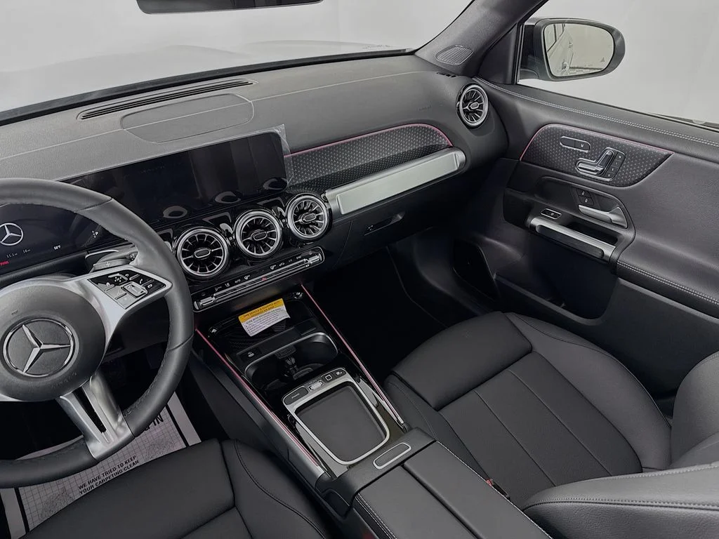 2025 Mercedes-Benz GLB Base - Photo 25