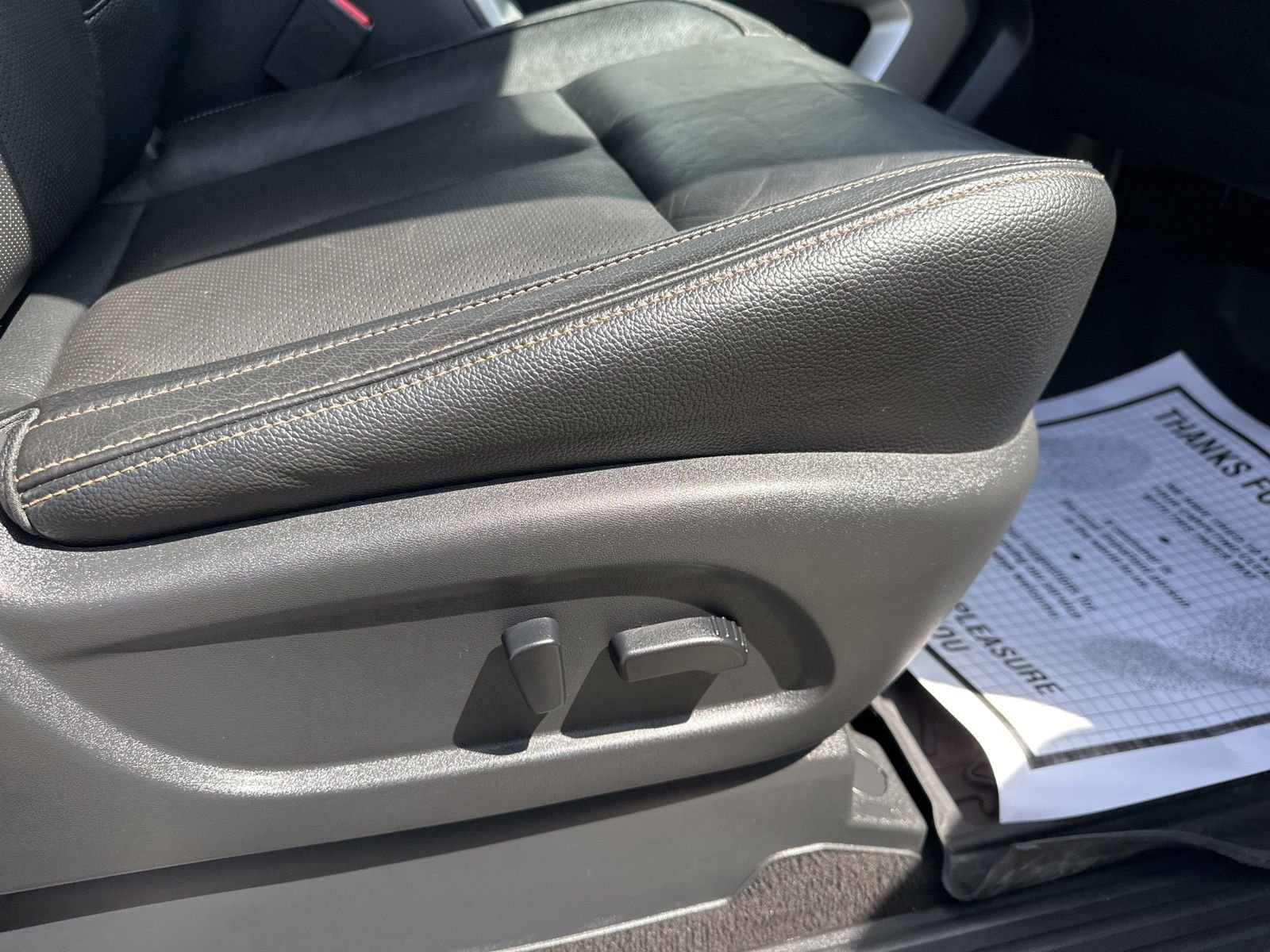 Used 2019 Gray Nissan SL image 35