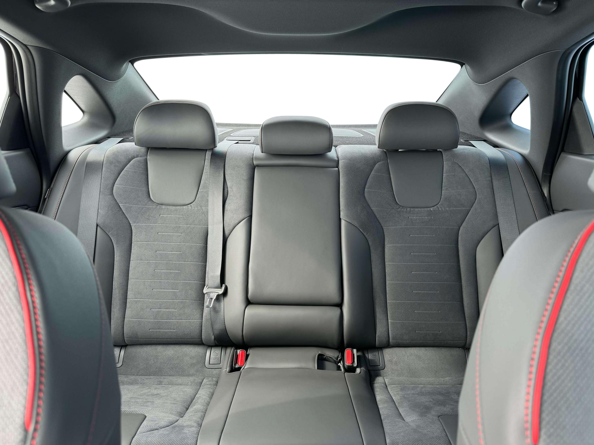 2025 Hyundai Sonata N Line - Photo 35