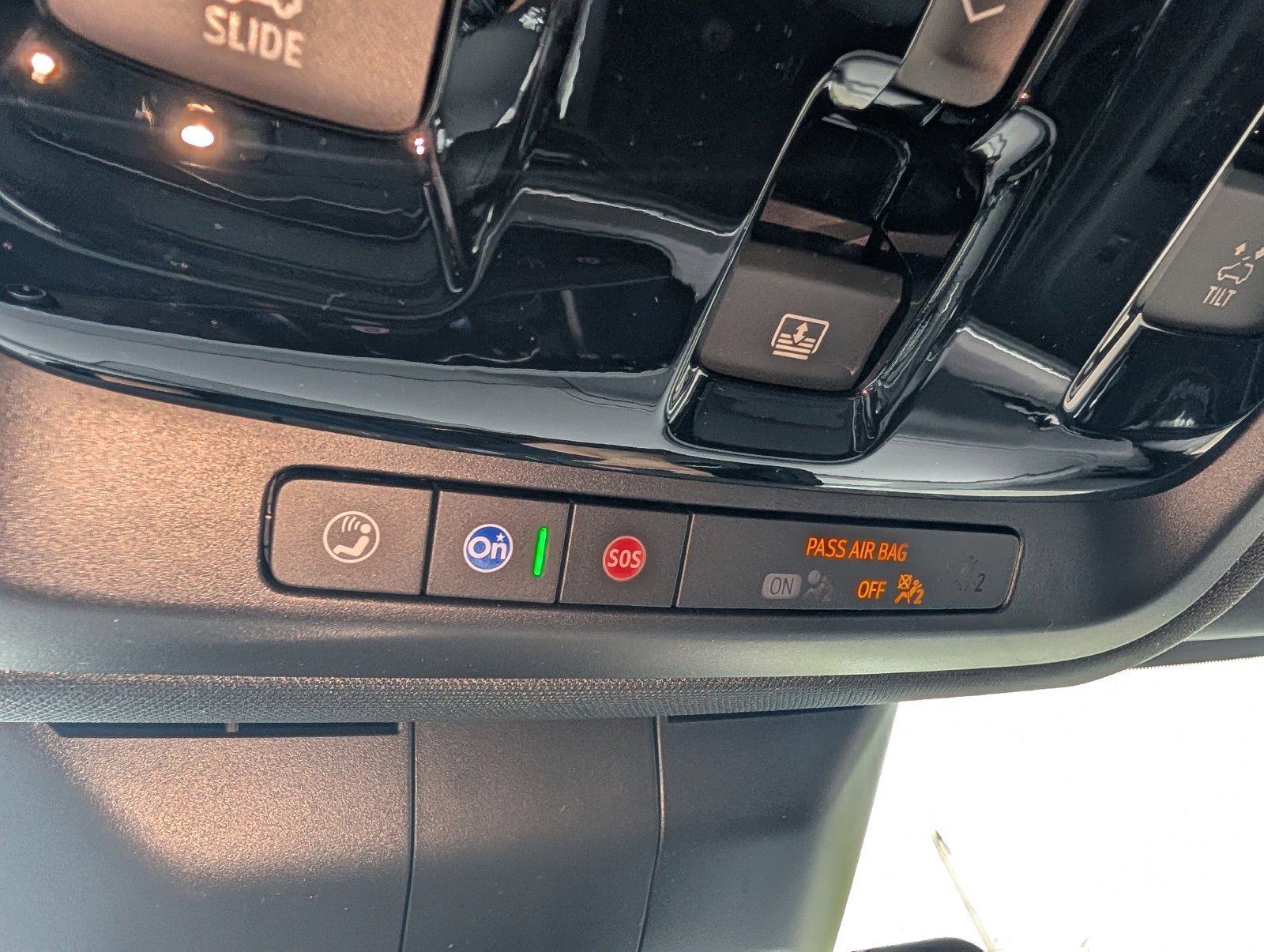 2027 Chevrolet Tahoe Z71 - Photo 22