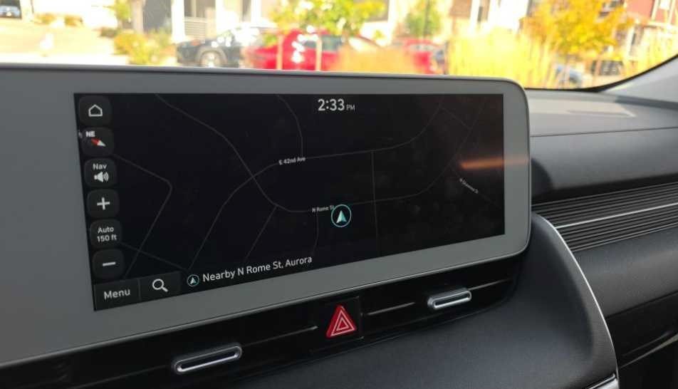 Used 2024 Abyss Black Hyundai Limited image 12