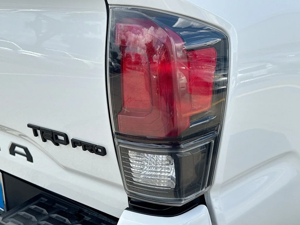 Used 2017 White Toyota TRD Pro image 31
