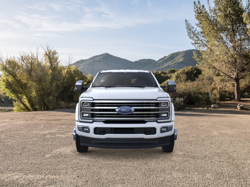 New 2026 Star White Metallic Tri-Coat Ford F-450® Platinum® image 36