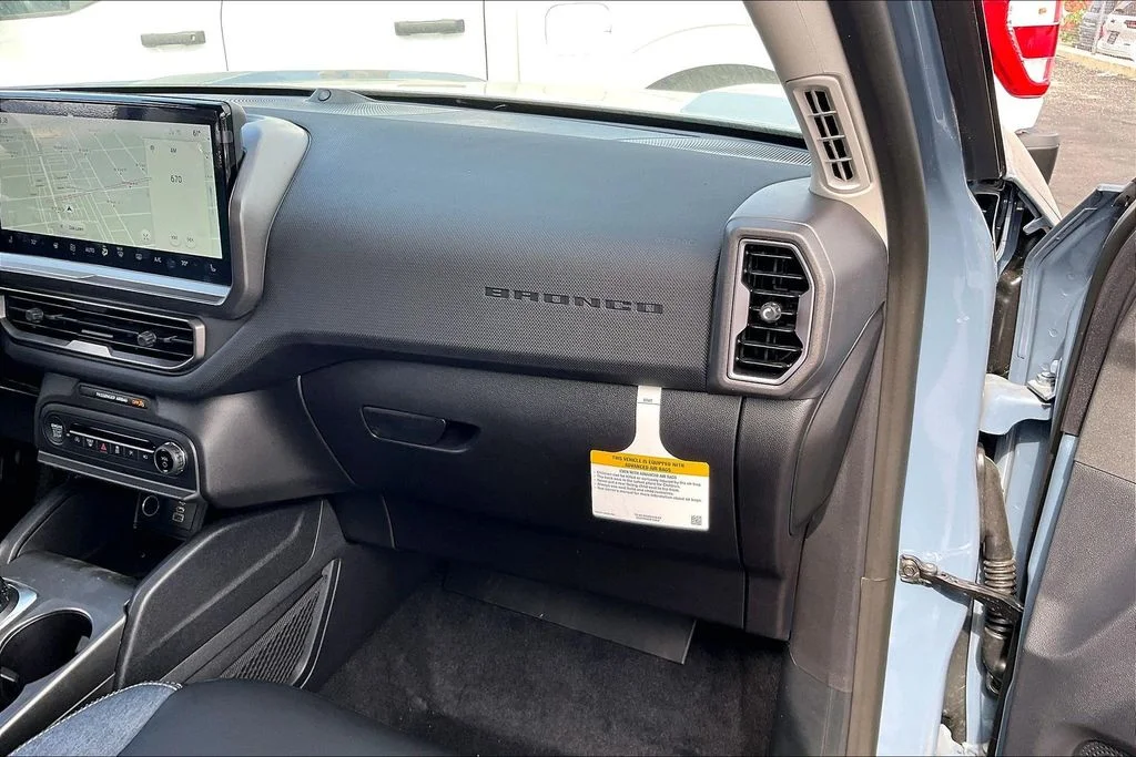 New 2025 Azure Gray Metallic Tri-Coat Ford Outer Banks® image 15