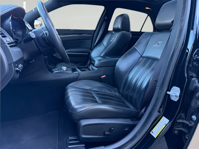 2023 Chrysler 300 S - Photo 10