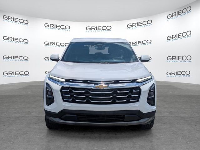 Used 2025 White Chevrolet LT image 2
