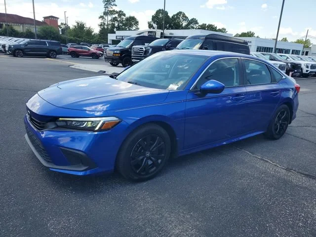 Used 2022  Honda LX image 2