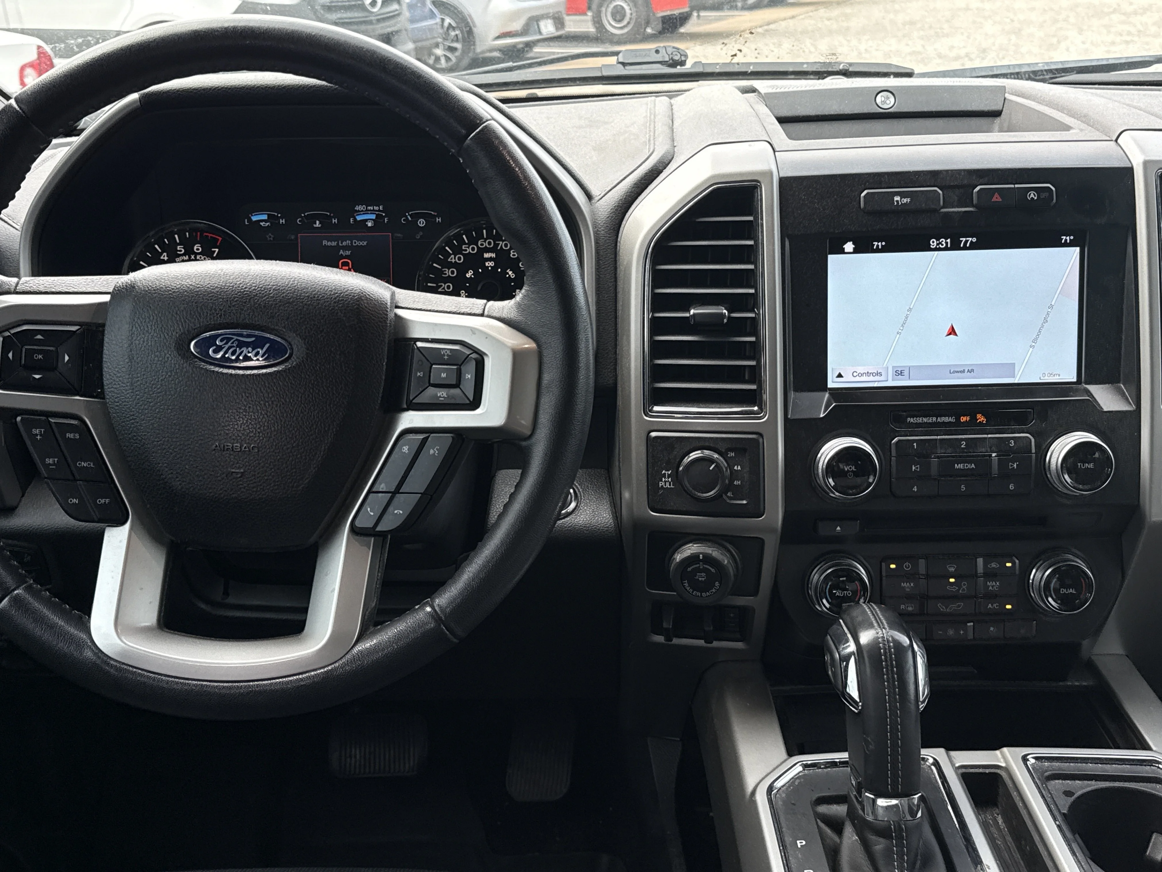 Used 2018 Shadow Black Ford Lariat 4WD image 5
