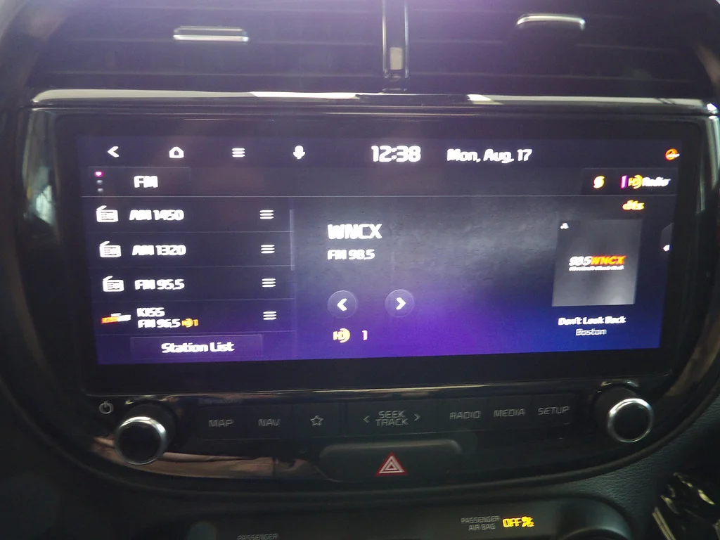Used 2023 Snow White Pearl Kia GT-Line image 36