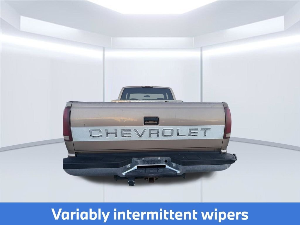 Used 1996  Chevrolet Cheyenne image 22