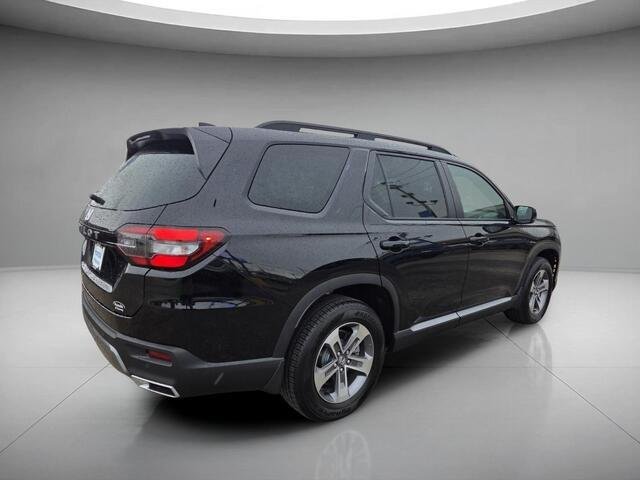 Used 2026 Crystal Black Pearl Honda EXL image 5
