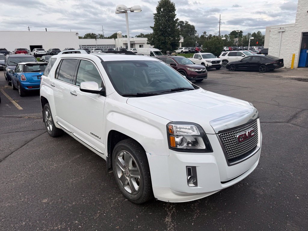 Used 2015 White GMC Denali image 4