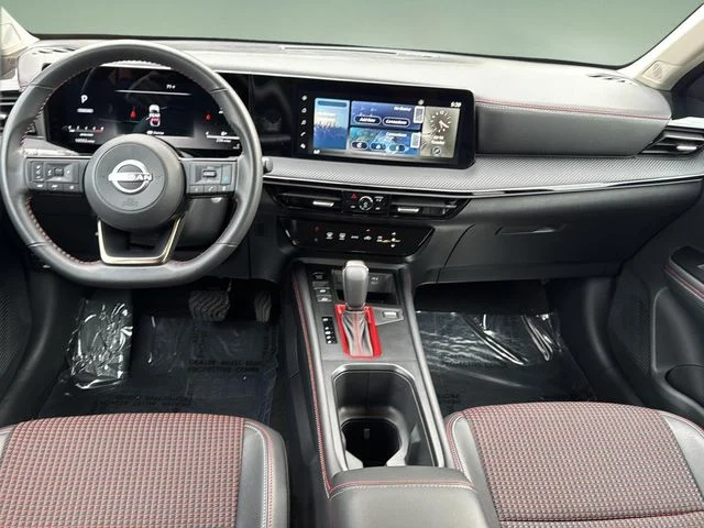 Used 2025 Brown Nissan SR image 16