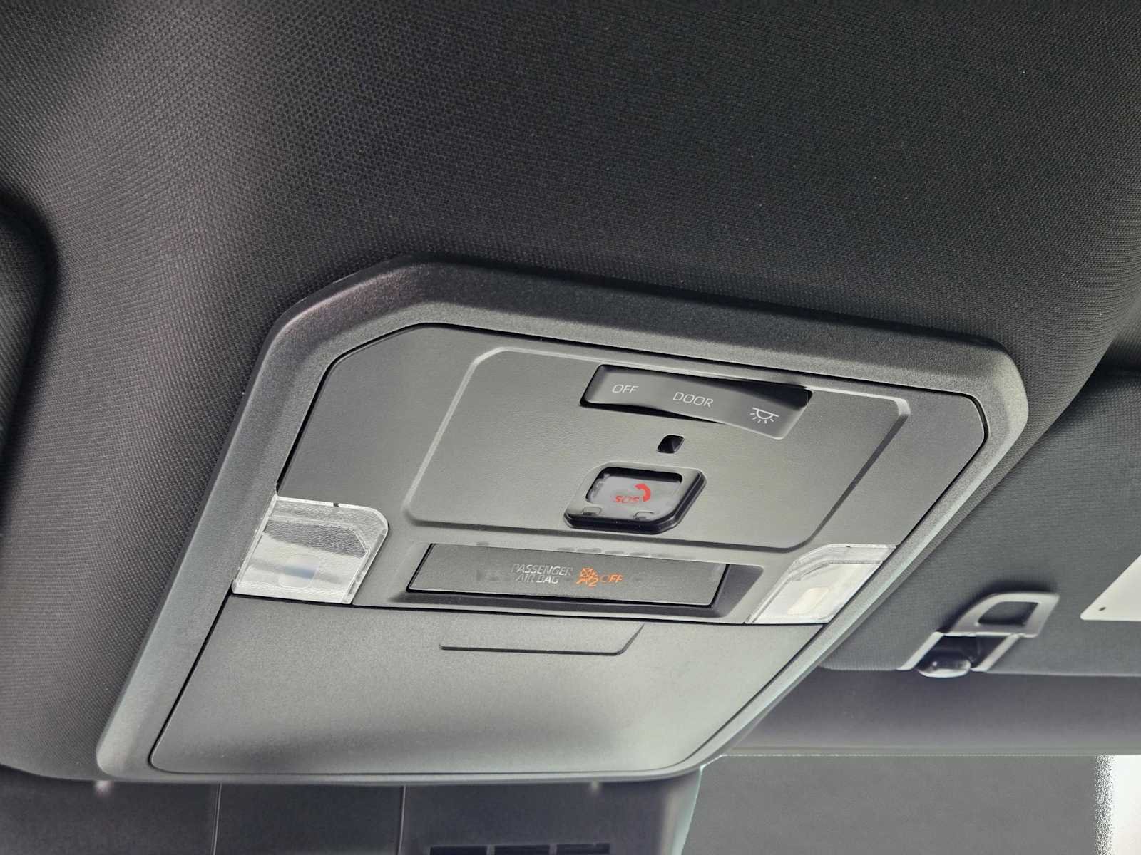 2025 Toyota Tacoma SR5 - Photo 31
