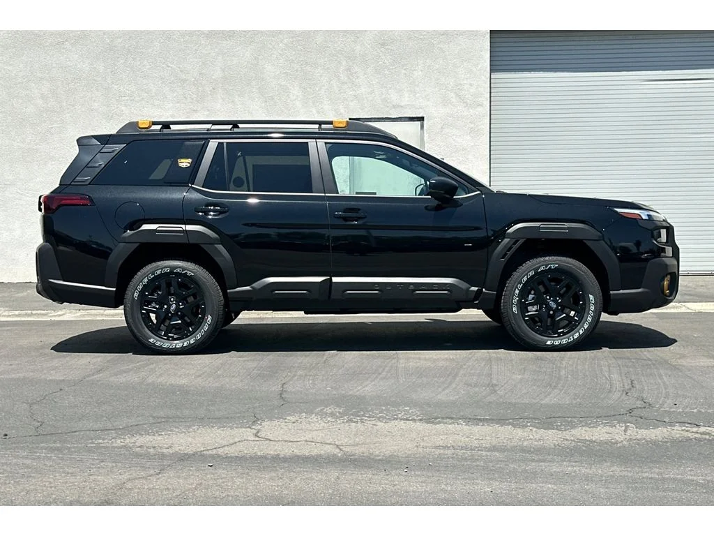 New 2026 CRYSTAL BLACK SILICA Subaru Wilderness image 2