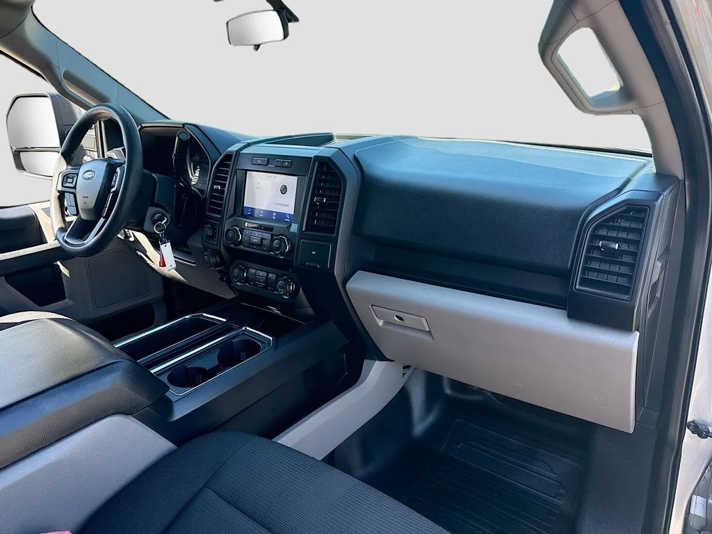 Used 2020 Silver Ford XL image 31
