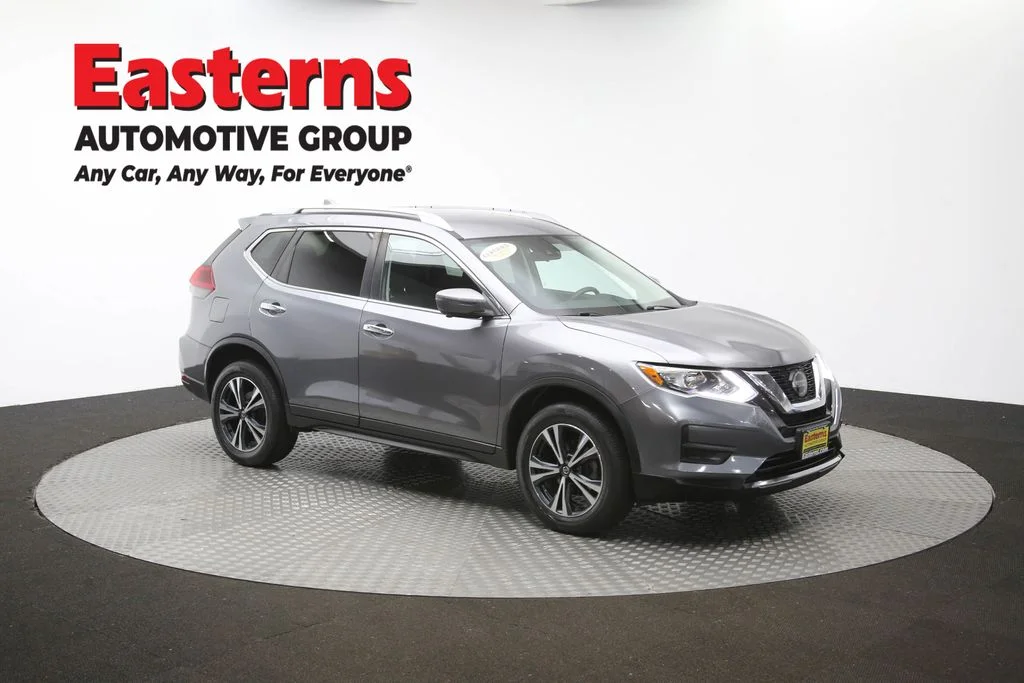 Used 2020 Gray Nissan SV image 51