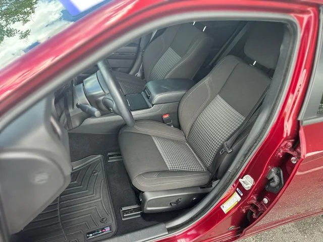 Used 2023 Red Dodge SXT image 12