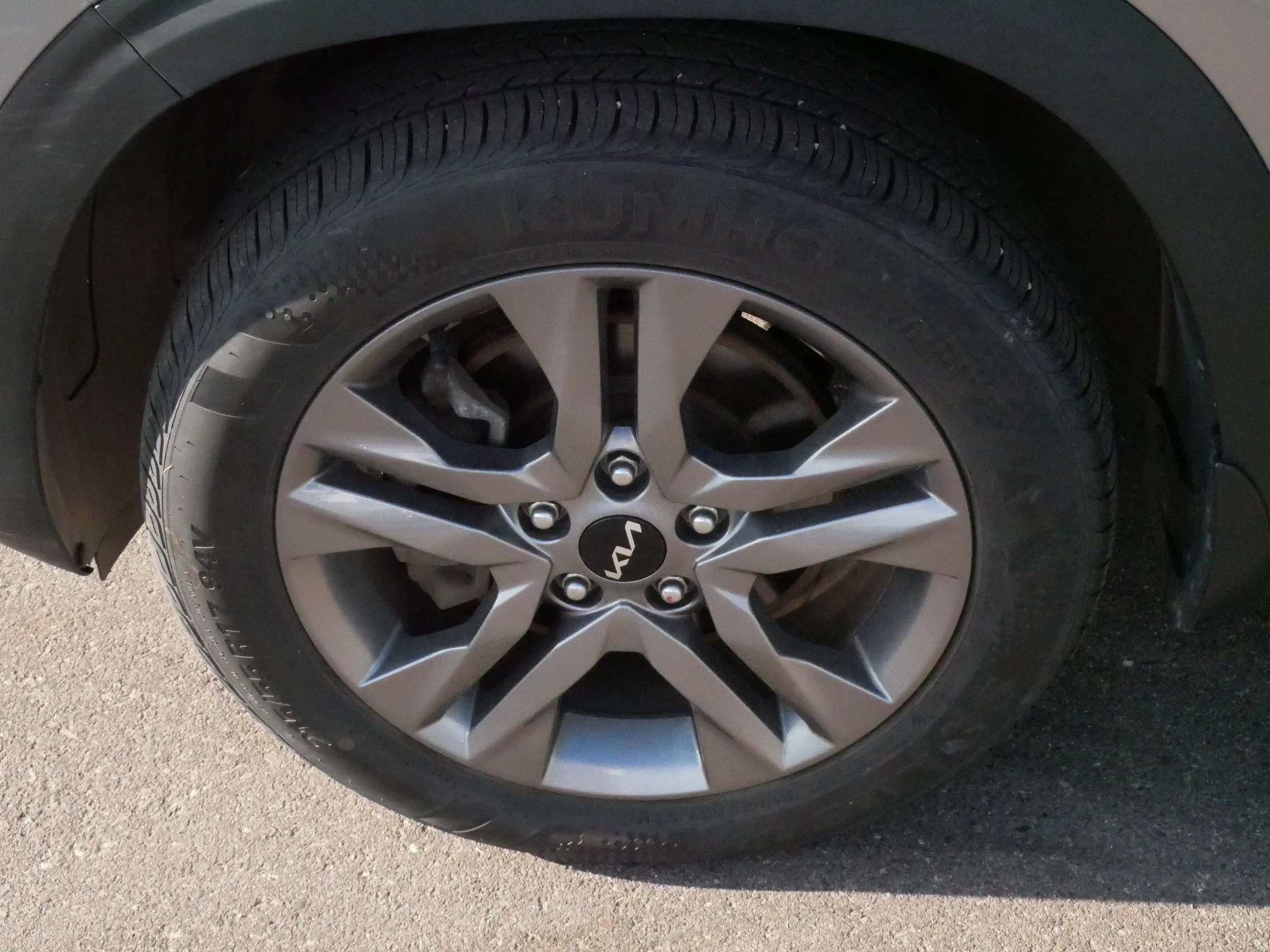Used 2023 Steel Gray Kia LX image 15