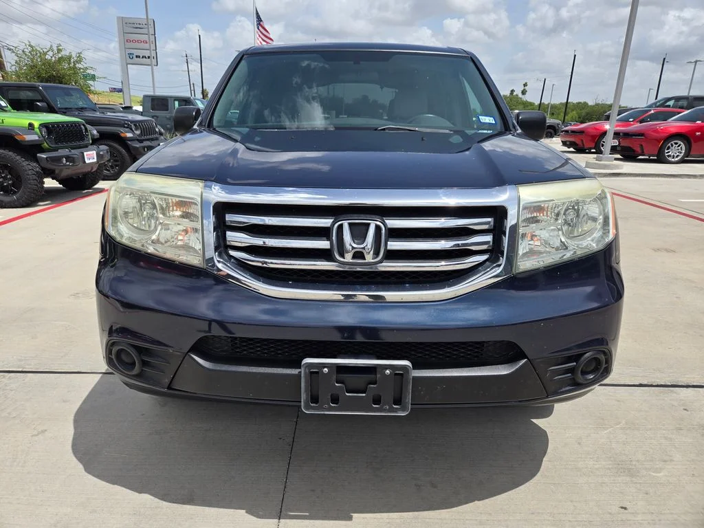 Used 2012  Honda LX image 8
