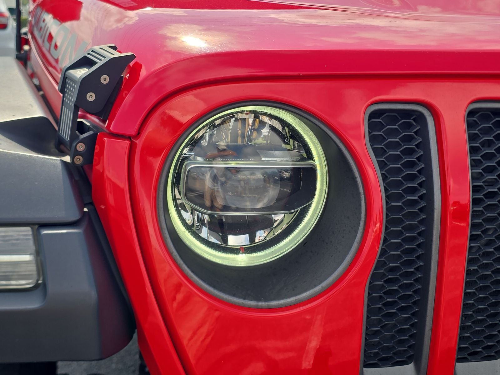 Used 2018 Red Jeep Unlimited Rubicon image 7