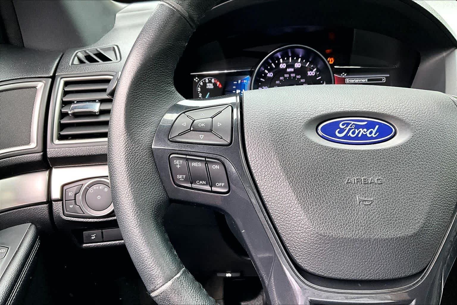 Used 2018 Blue Metallic Ford XLT image 24