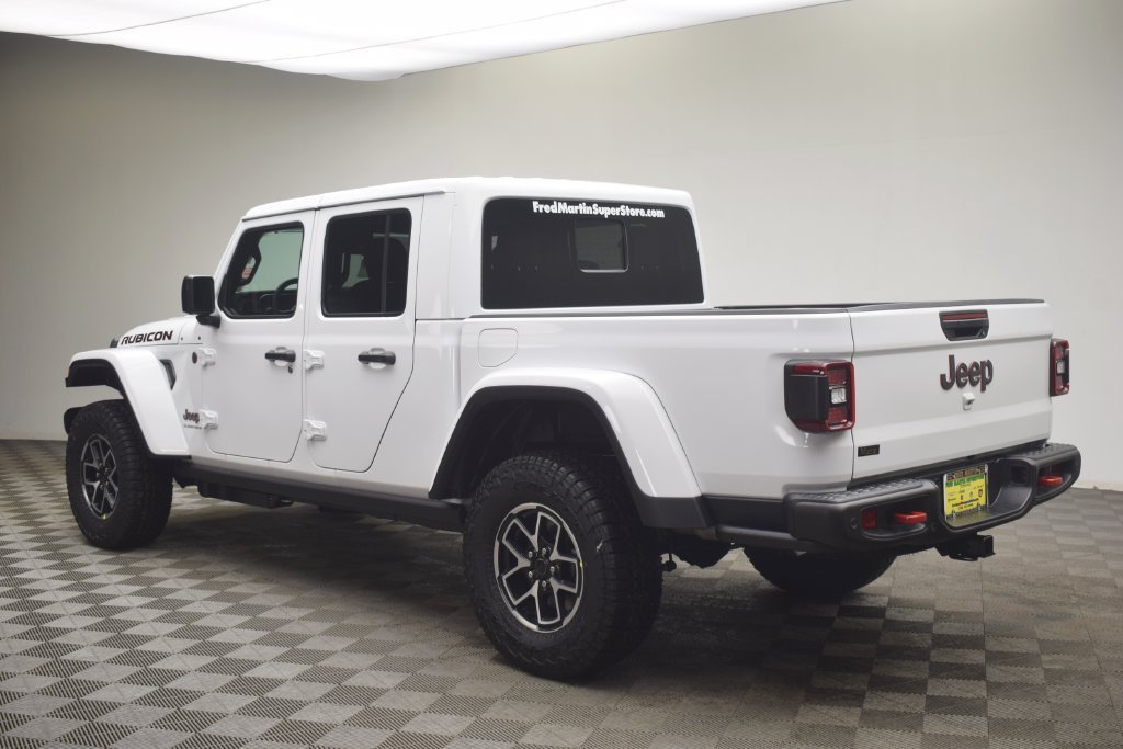 New 2026 Bright White Clear-Coat Exterior Paint Jeep Rubicon image 14