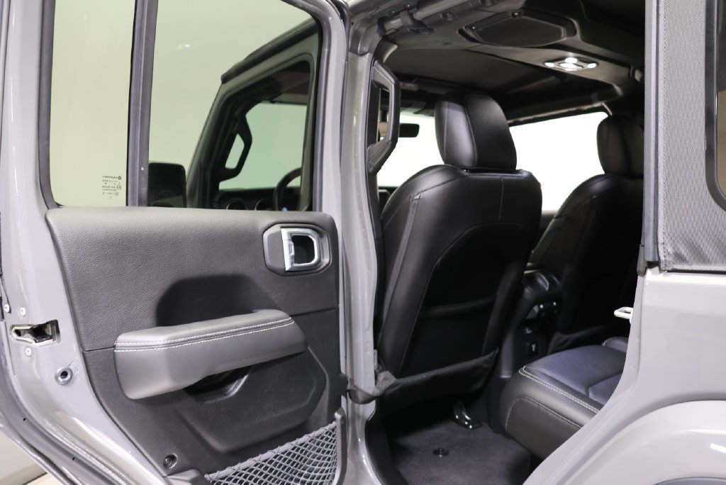 2023 Jeep Wrangler 4-Door Sahara - Photo 32