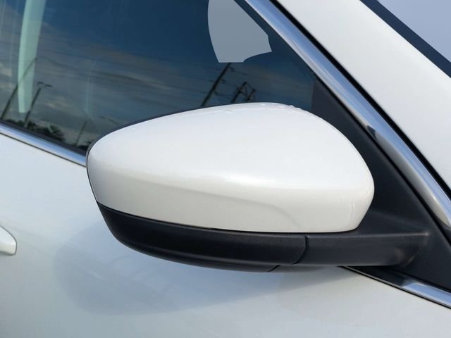 Used 2021 White Ford Titanium image 10