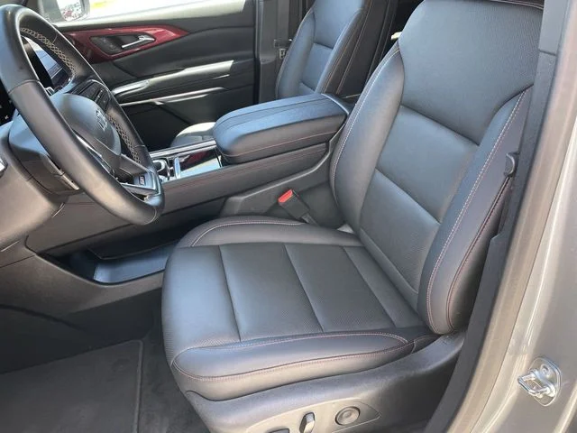 Used 2025 Gray Chevrolet Z71 image 11