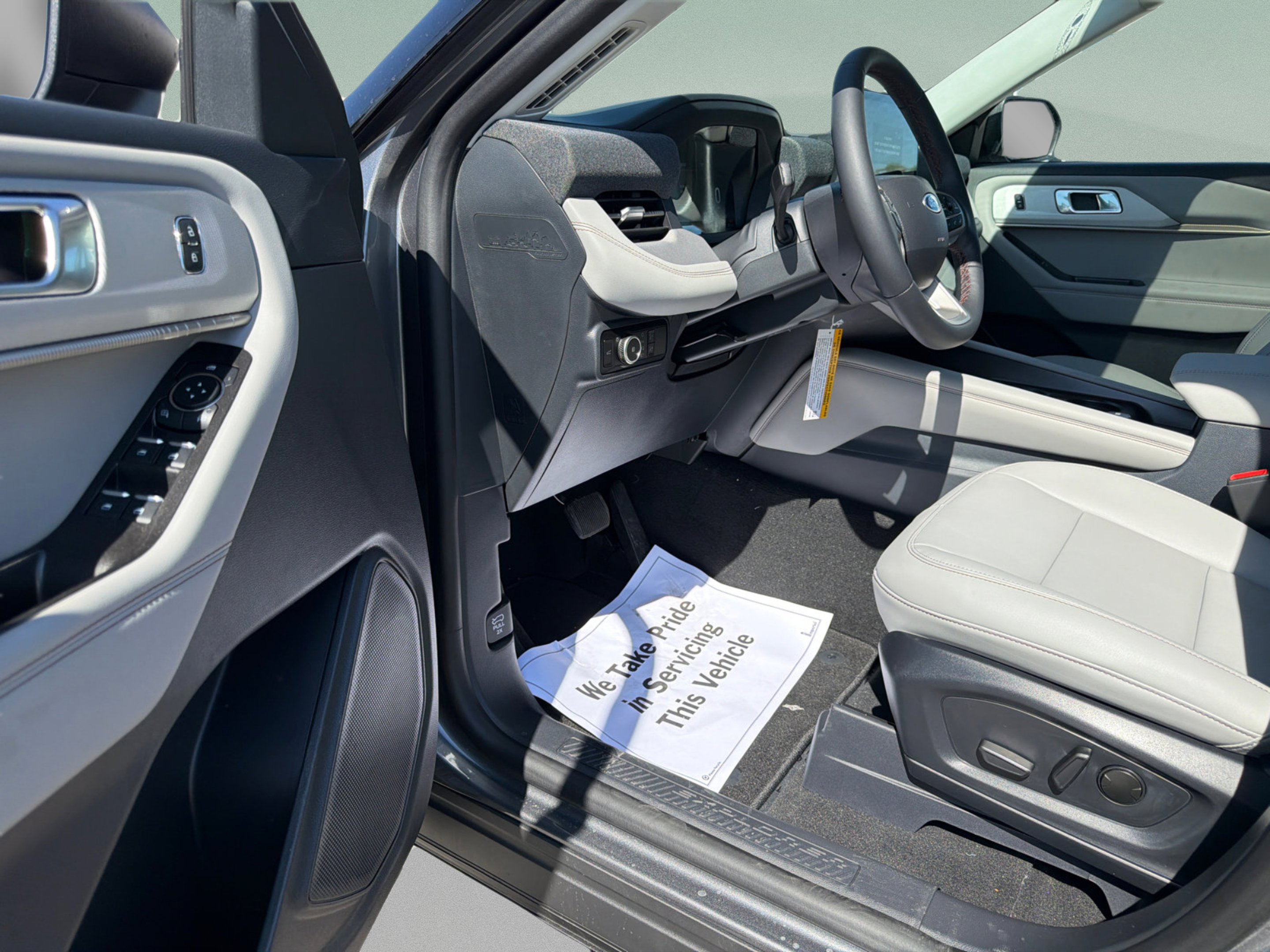 Used 2026 Carbonized Gray Metallic Ford Active image 22