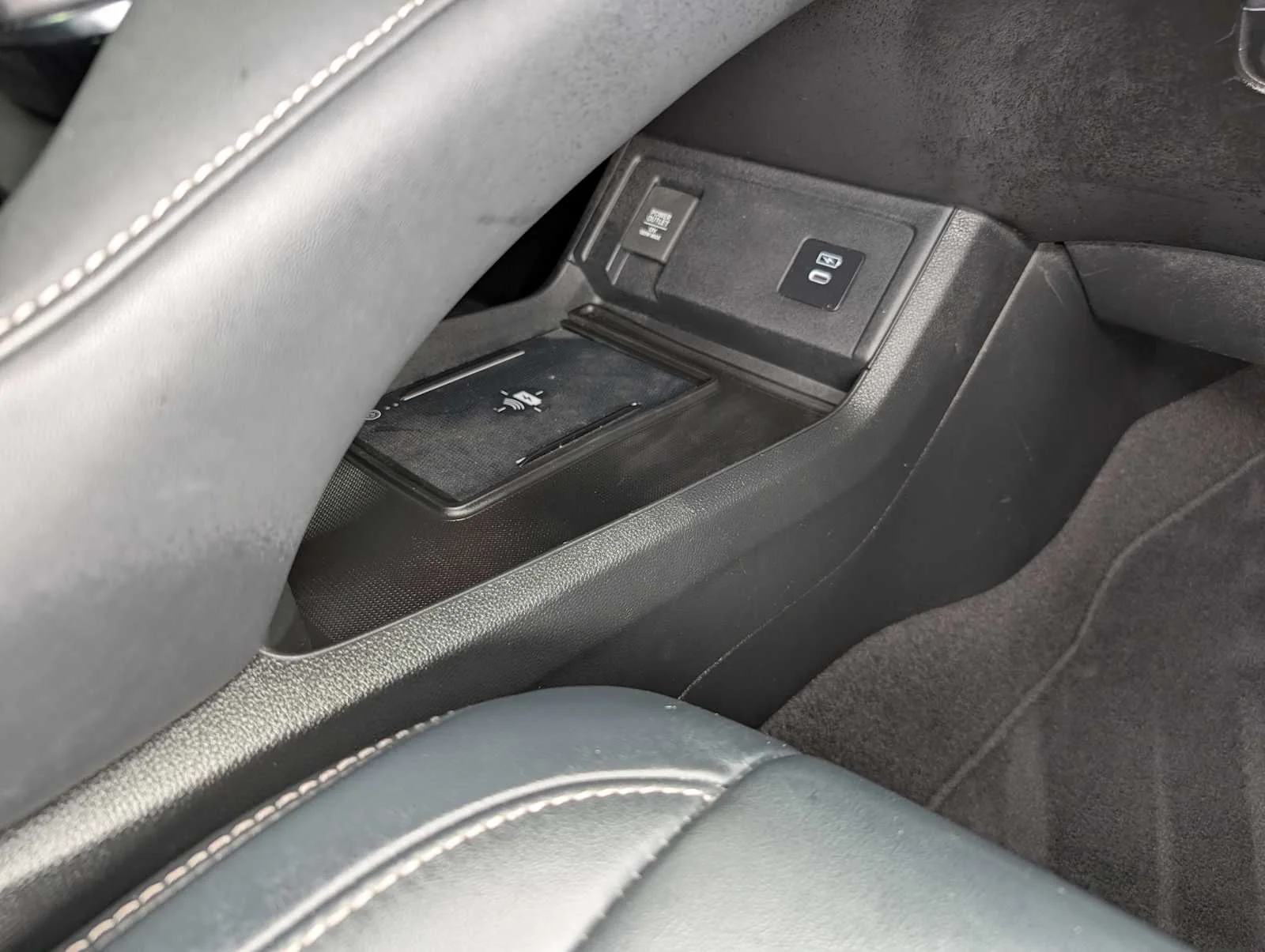 Used 2023 Lunar Silver Metallic Acura w/Technology Package image 45