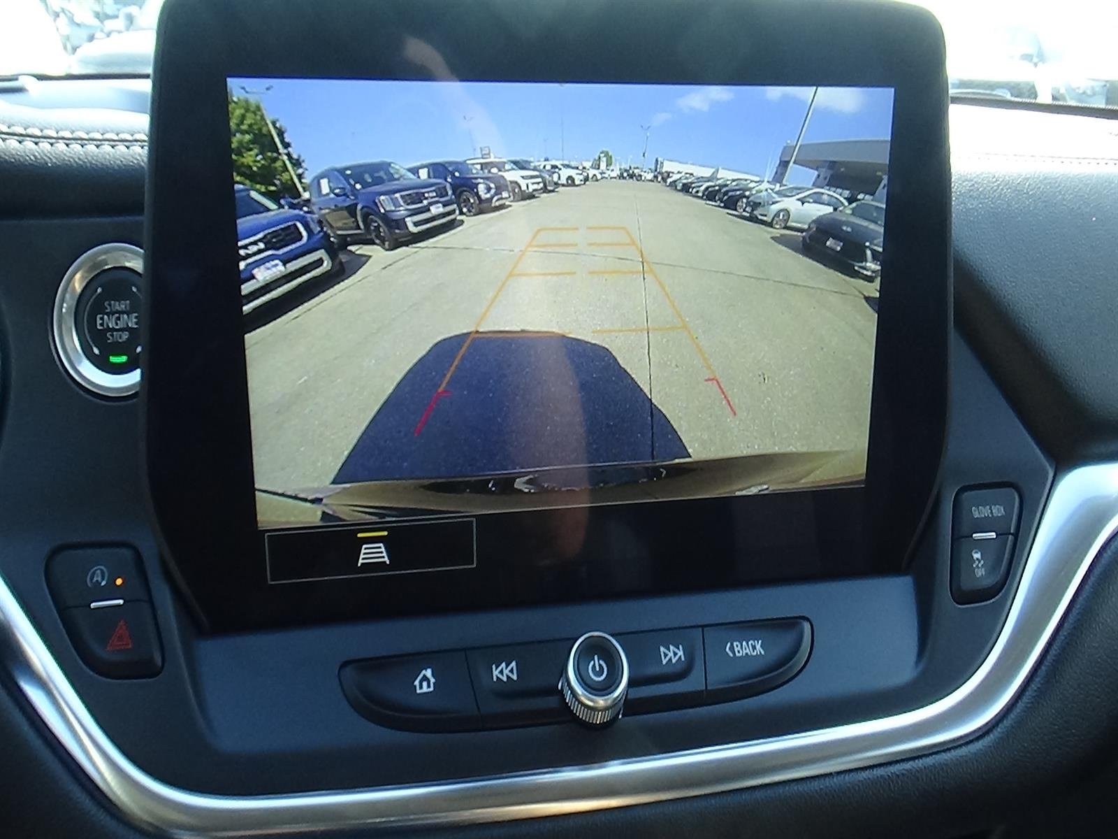 Used 2025 Black (gba) Chevrolet LT image 28