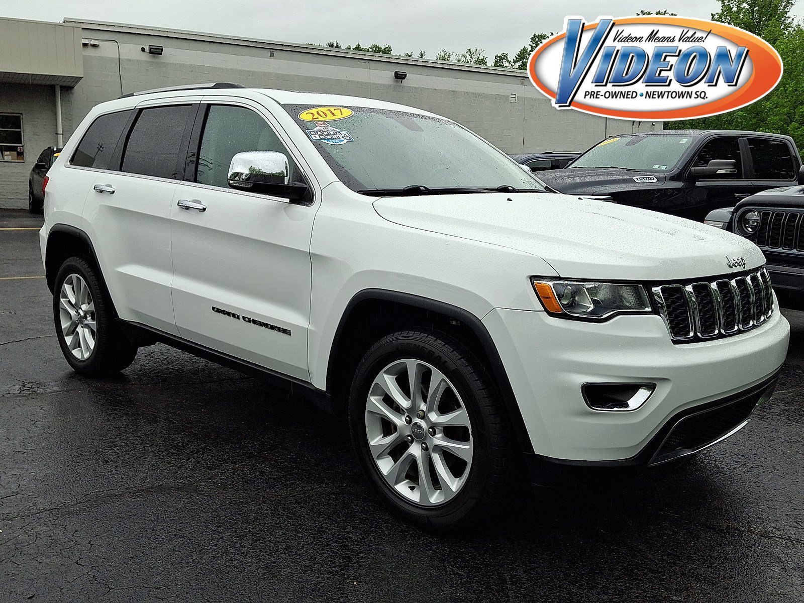2017 Jeep Grand Cherokee Limited 4WD's photo